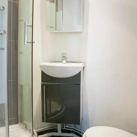 Apartment Bright Studio In The Heart Of Montmartre Paris